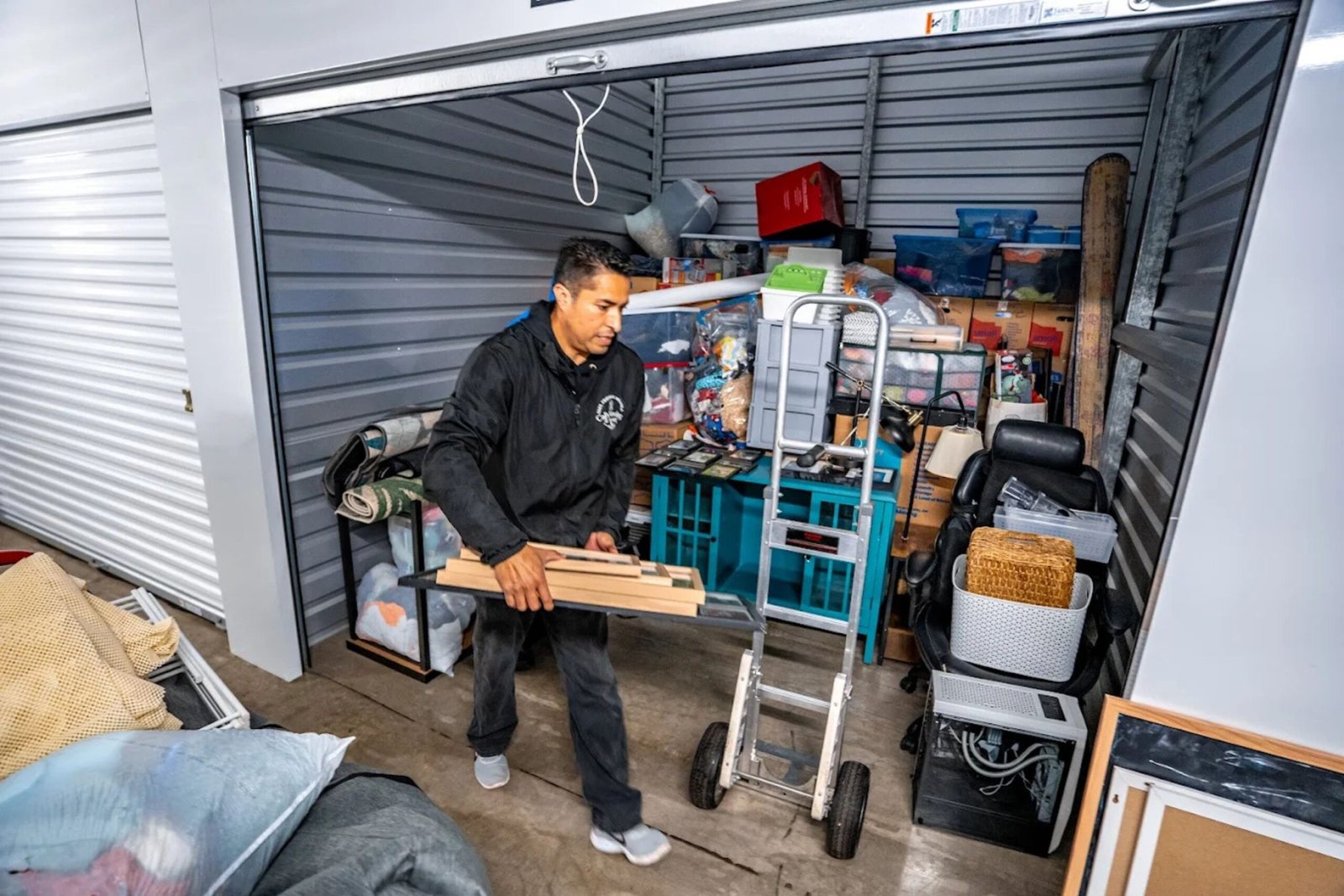 Storage Services With moving fellows