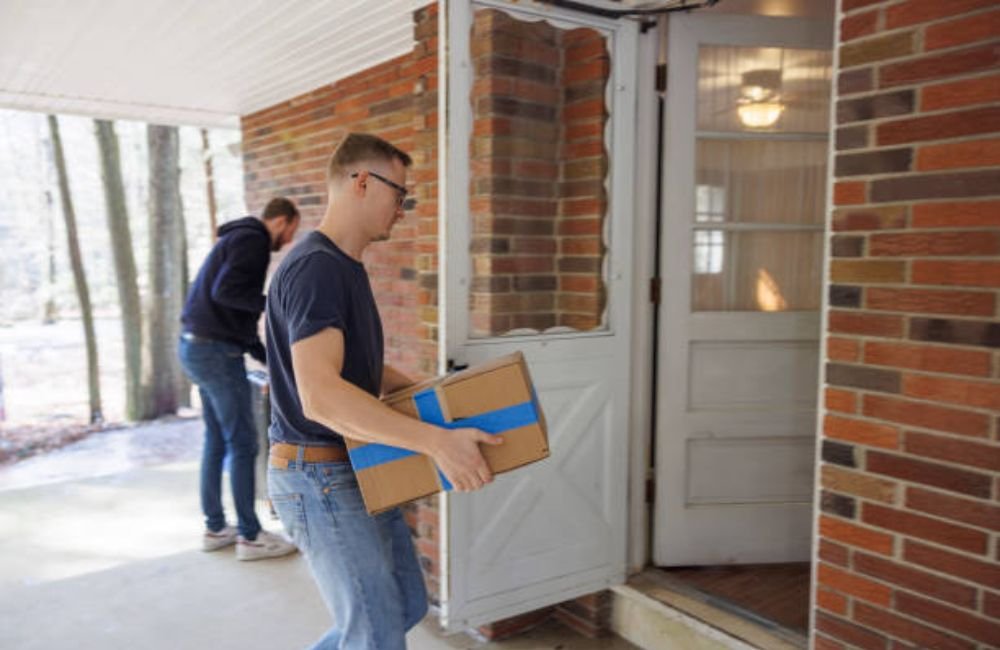 Student moving in Hillsboro, Oregon