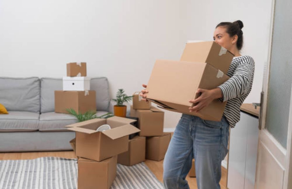 Student moving in Hillsboro, Oregon