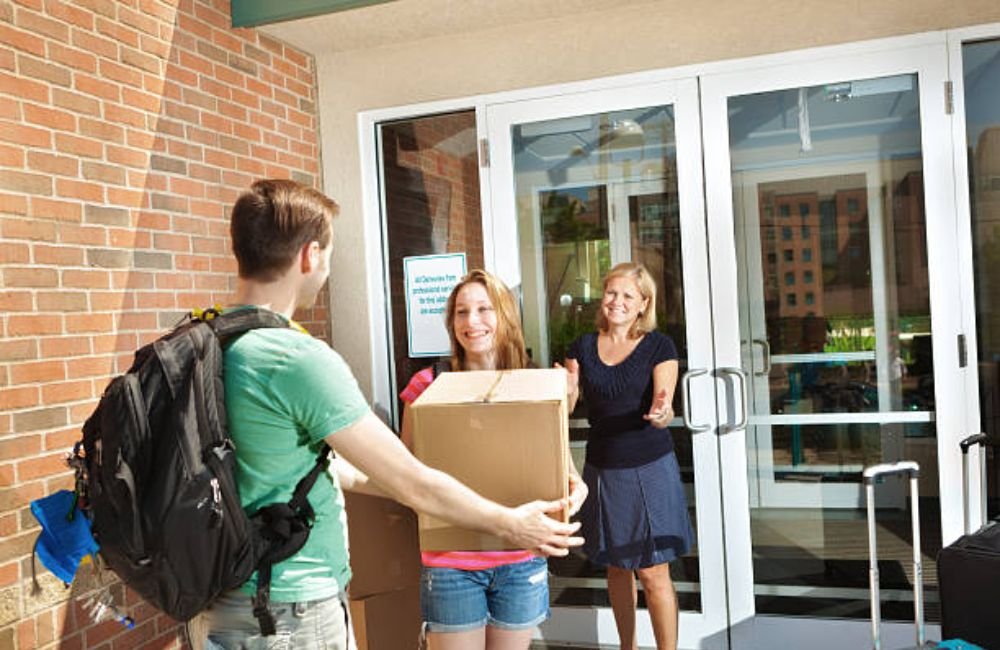 Student moving in Hillsboro, Oregon